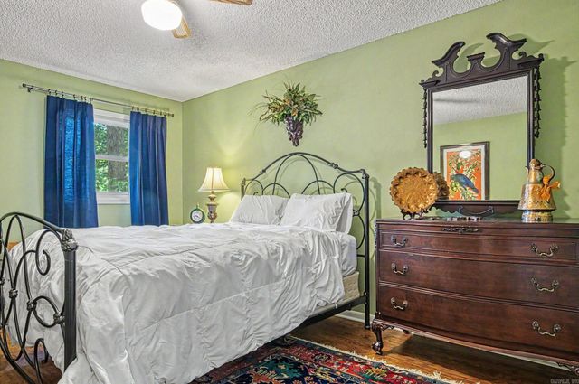 3 N Badalona Drive, Hot Springs Village, AR 71909