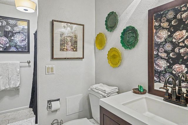 3 N Badalona Drive, Hot Springs Village, AR 71909