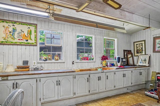 3 N Badalona Drive, Hot Springs Village, AR 71909