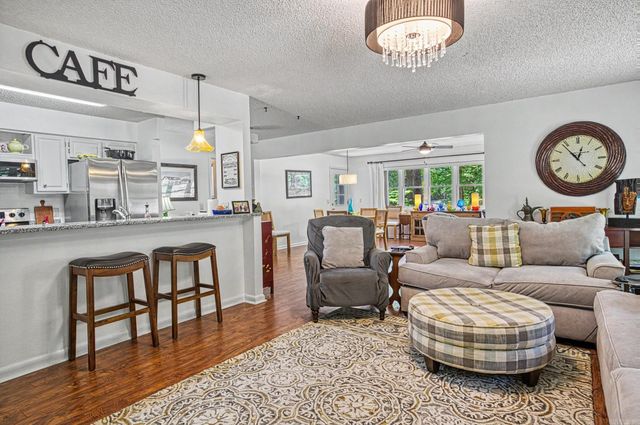 3 N Badalona Drive, Hot Springs Village, AR 71909