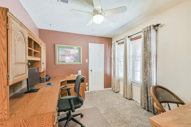 22522 Willow Branch Lane, Tomball, TX 77375