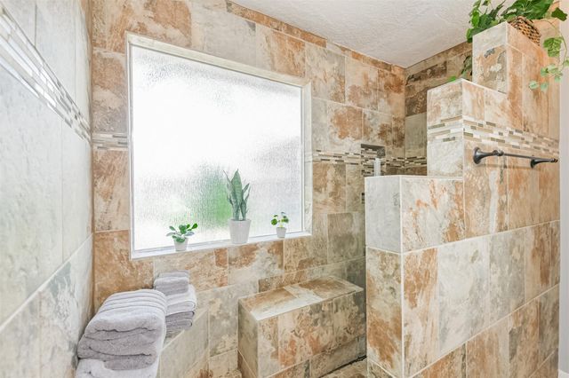 22522 Willow Branch Lane, Tomball, TX 77375