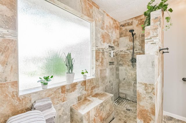 22522 Willow Branch Lane, Tomball, TX 77375