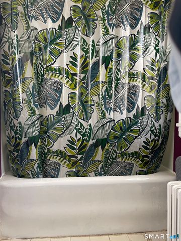 1924 Stratfield Road, Fairfield, CT 06825