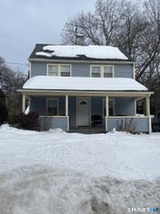 1924 Stratfield Road, Fairfield, CT 06825