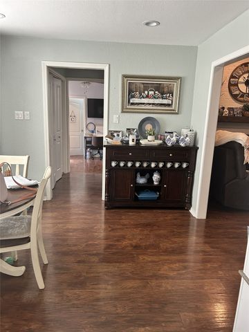 601 Highland Oaks Street, Mount Vernon, TX 75457