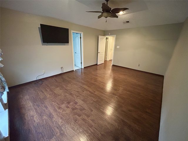 601 Highland Oaks Street, Mount Vernon, TX 75457