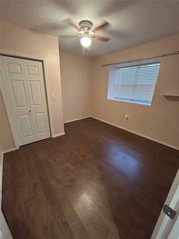 601 Highland Oaks Street, Mount Vernon, TX 75457