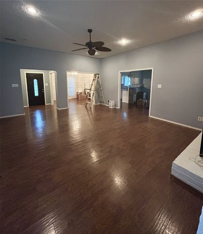 601 Highland Oaks Street, Mount Vernon, TX 75457