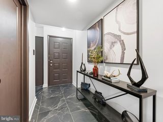 115 E KINGS HWY #246, Maple Shade, NJ 08052