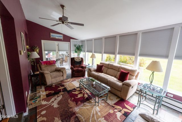 20 Chester Court, Brunswick, NY 12182