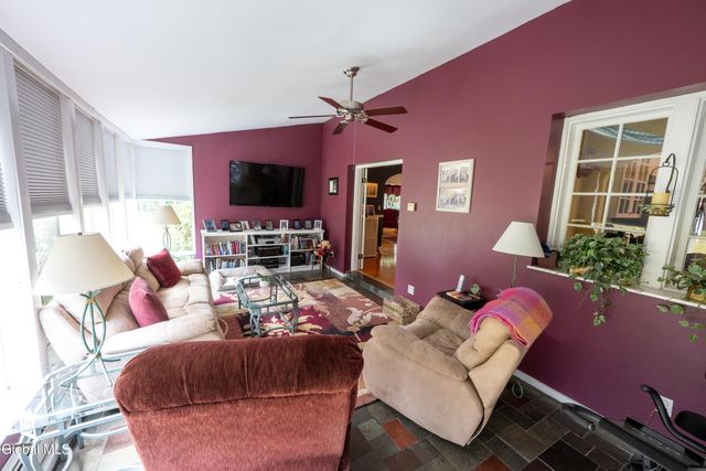 20 Chester Court, Brunswick, NY 12182