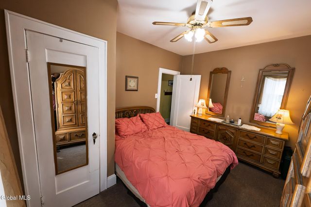 20 Chester Court, Brunswick, NY 12182