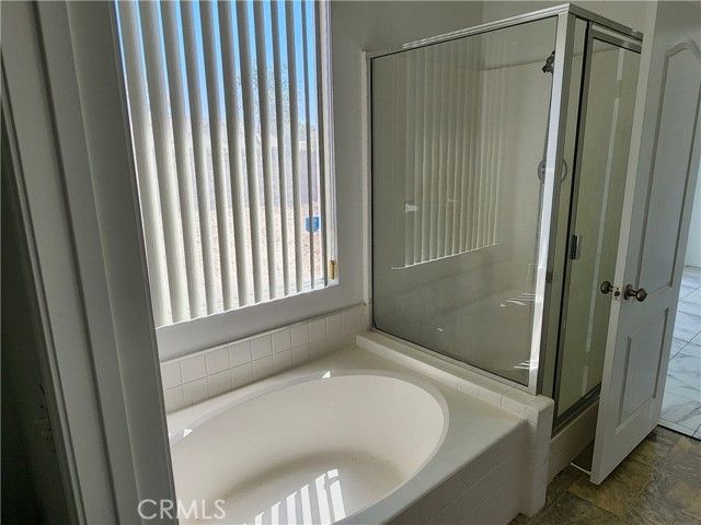 950 Tucson Court, San Jacinto, CA 92583