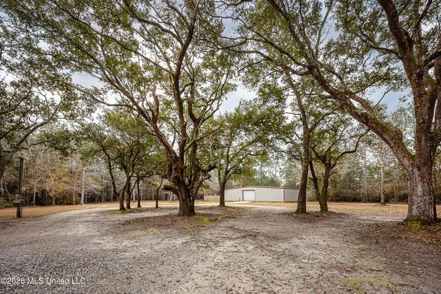 5851 Old Spanish Trail, Ocean Springs, MS 39564