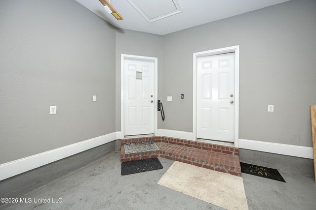 5851 Old Spanish Trail, Ocean Springs, MS 39564