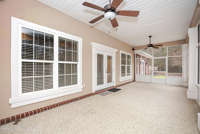 5851 Old Spanish Trail, Ocean Springs, MS 39564
