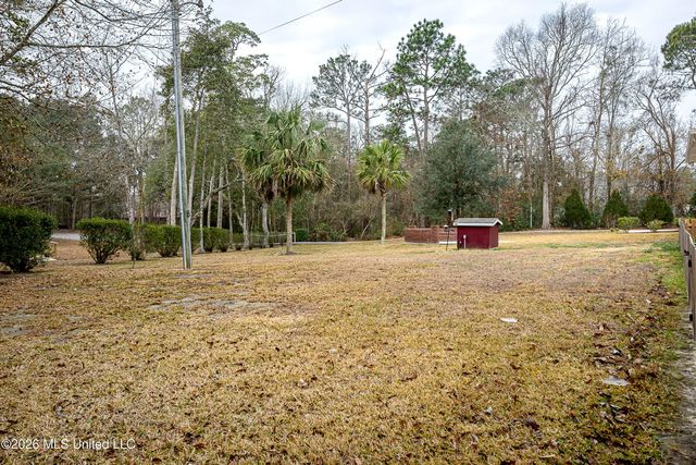 5851 Old Spanish Trail, Ocean Springs, MS 39564