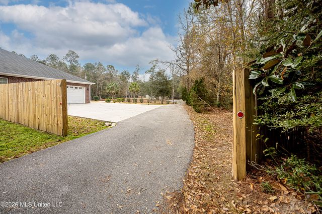 5851 Old Spanish Trail, Ocean Springs, MS 39564