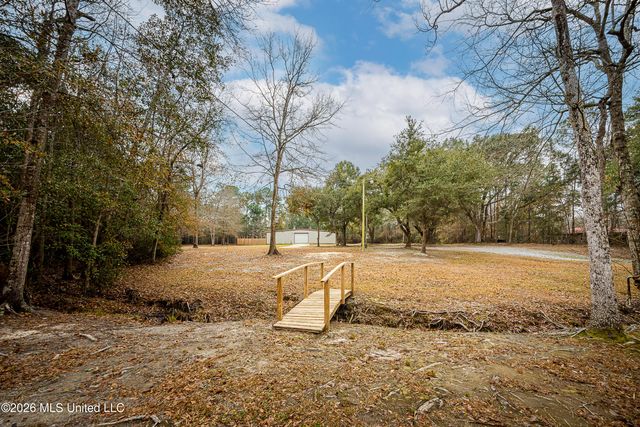 5851 Old Spanish Trail, Ocean Springs, MS 39564