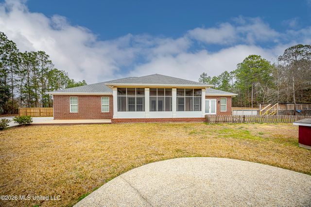 5851 Old Spanish Trail, Ocean Springs, MS 39564