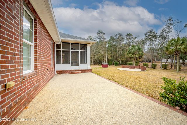 5851 Old Spanish Trail, Ocean Springs, MS 39564