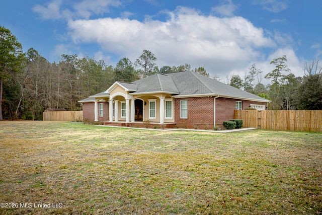 5851 Old Spanish Trail, Ocean Springs, MS 39564