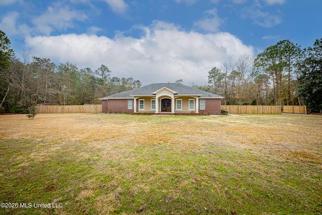 5851 Old Spanish Trail, Ocean Springs, MS 39564