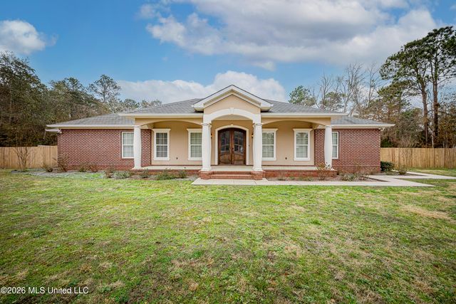 5851 Old Spanish Trail, Ocean Springs, MS 39564