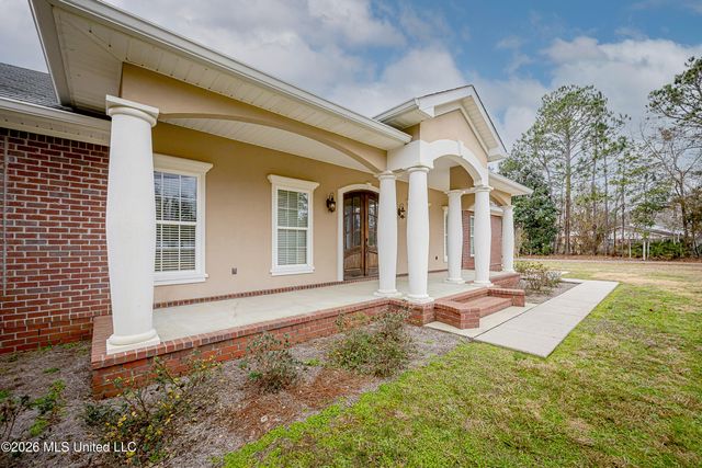 5851 Old Spanish Trail, Ocean Springs, MS 39564