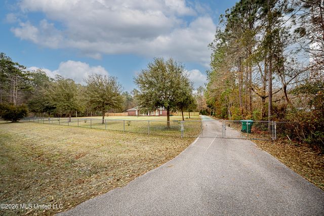5851 Old Spanish Trail, Ocean Springs, MS 39564