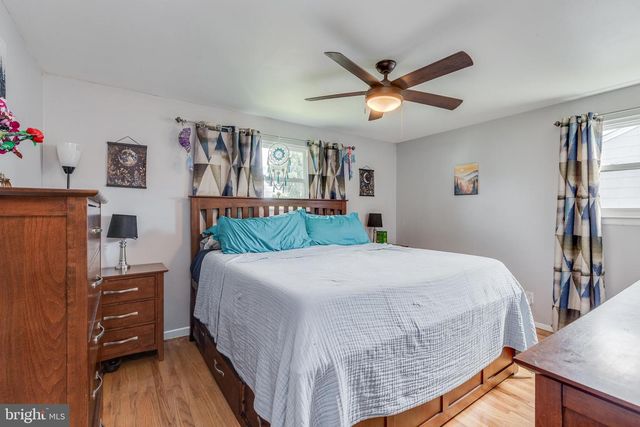 211 FAIRMOUNT AVE, Blackwood, NJ 08012