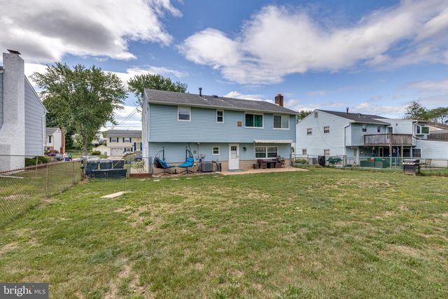 211 FAIRMOUNT AVE, Blackwood, NJ 08012