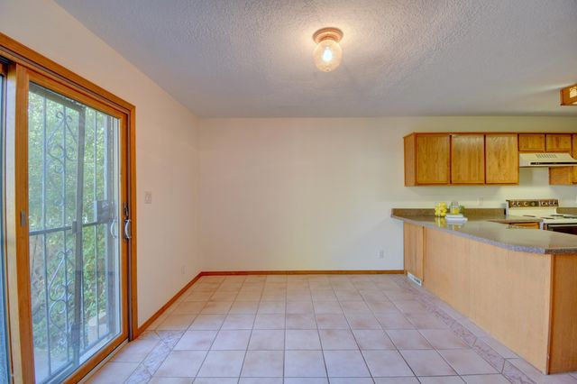 845 LLAVE Lane NE, Albuquerque, NM 87122