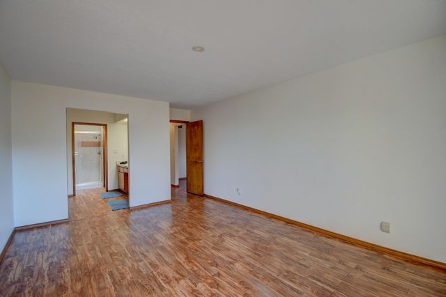 845 LLAVE Lane NE, Albuquerque, NM 87122