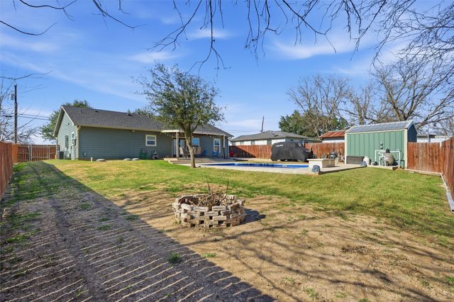 12992 Old Dallas Road, West, TX 76691