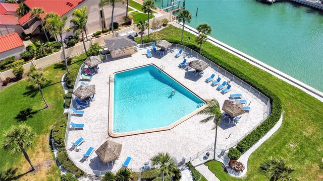 4900 BRITTANY DRIVE S 301, St Petersburg, FL 33715