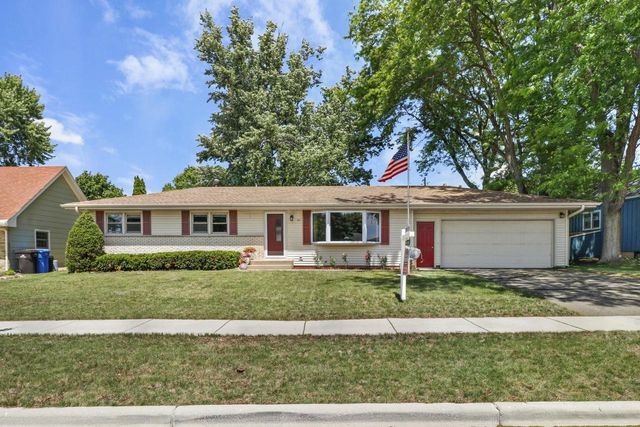421 Patrick Avenue, Waunakee, WI 53597