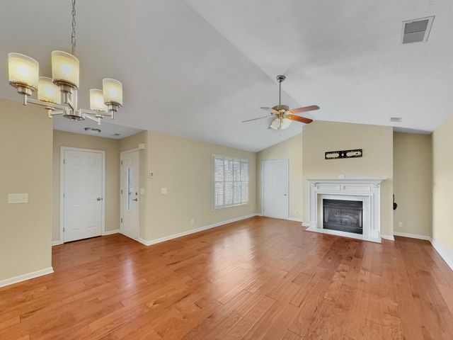 395 Devon Chase Hl Unit 3804, Gallatin, TN 37066