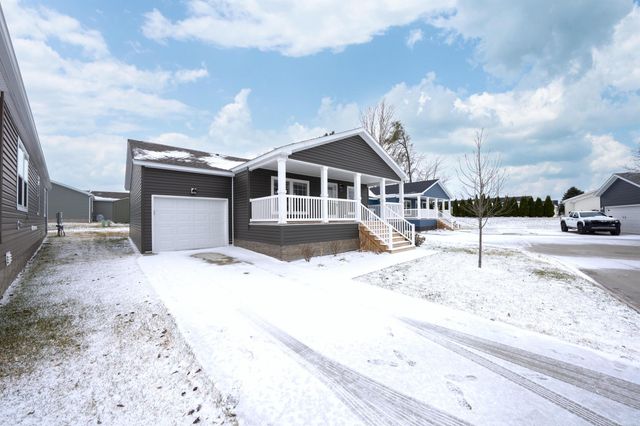 2760 Naples Court, Lapeer Twp, MI 48446