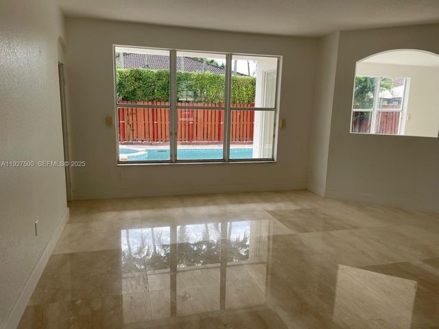 15964 SW 139th St, Miami, FL 33196