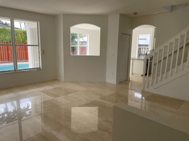 15964 SW 139th St, Miami, FL 33196