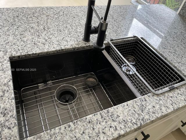 15964 SW 139th St, Miami, FL 33196