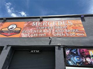 3595 NW 54th St, Hialeah, FL 33142