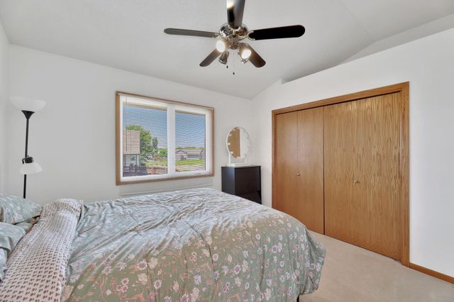 8245 E Old Mill Ct, Wichita, KS 67226