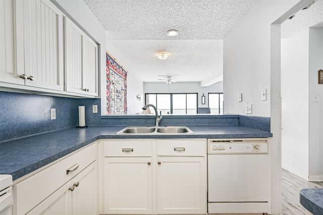 7700 Seawall Unit 508 Boulevard 508, Galveston, TX 77551