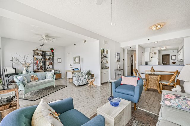 7700 Seawall Unit 508 Boulevard 508, Galveston, TX 77551