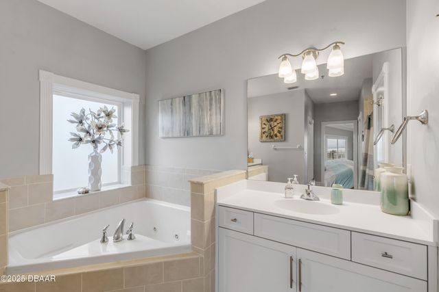 423 S Atlantic Ave Apt 101, New Smyrna Beach, FL 32169