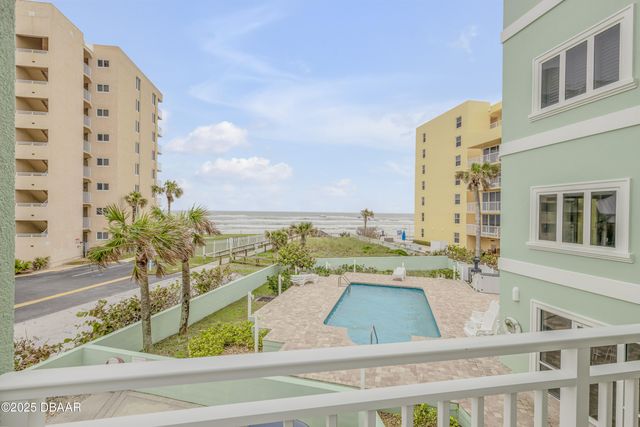 423 S Atlantic Ave Apt 101, New Smyrna Beach, FL 32169