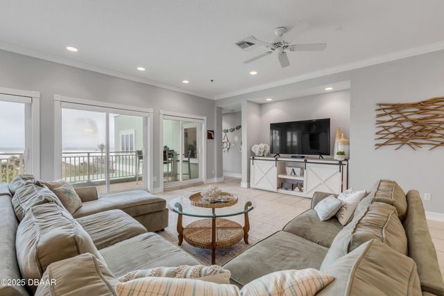 423 S Atlantic Ave Apt 101, New Smyrna Beach, FL 32169